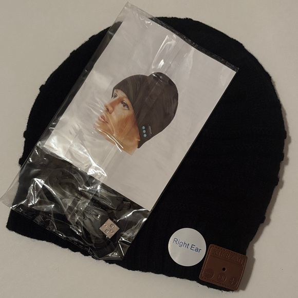 Xikezan | Black Knit Bluetooth Speaker Beanie Cap | Exercise Sports Outdoors NWT - Picture 2 of 15